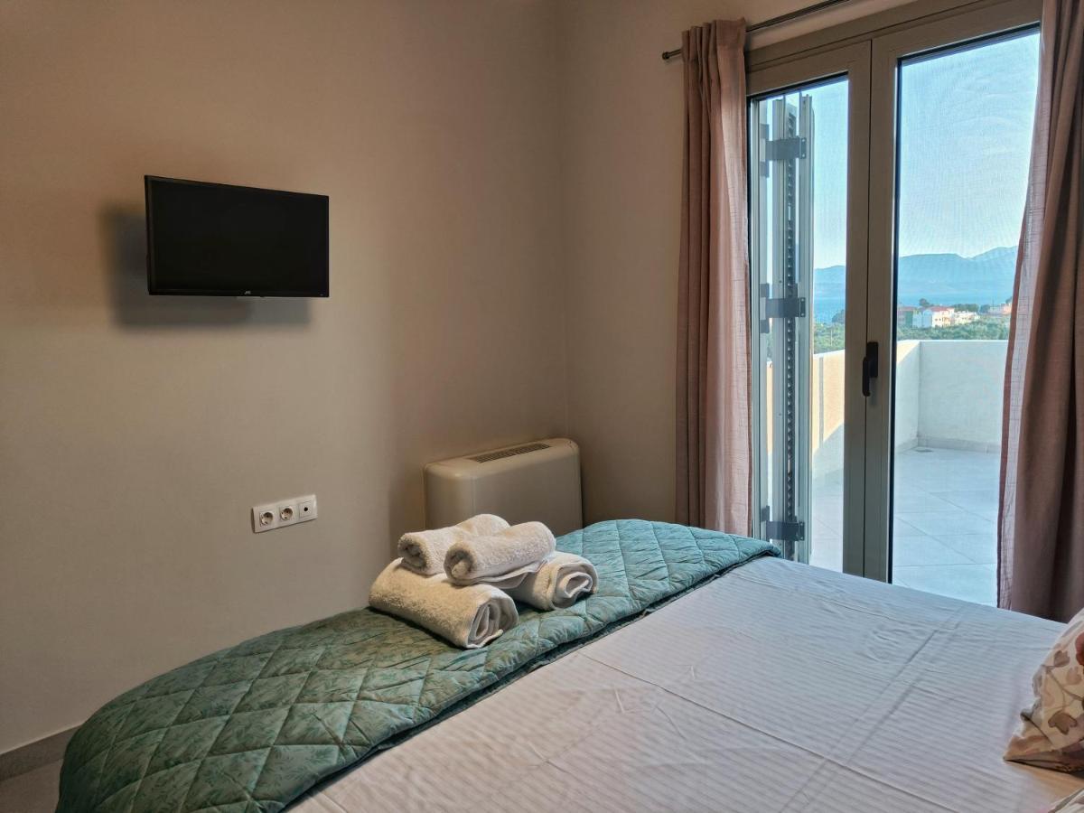 Gythio Mare Apt Apartment Mavrovoúnion Exterior foto